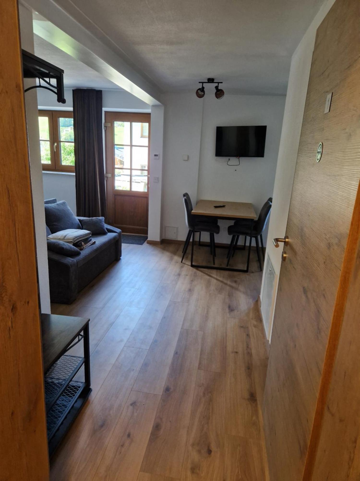 Nicky Apartments And Studios Niederau Eksteriør bilde